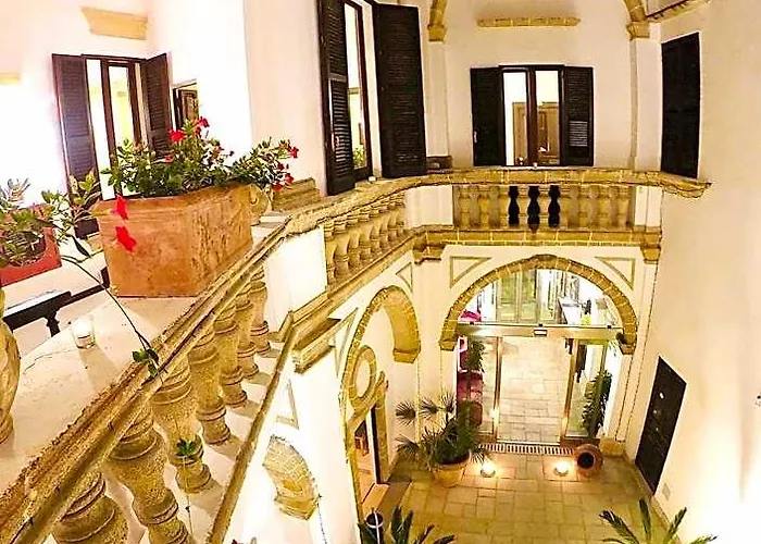 Al Pescatore Hotel & Restaurant